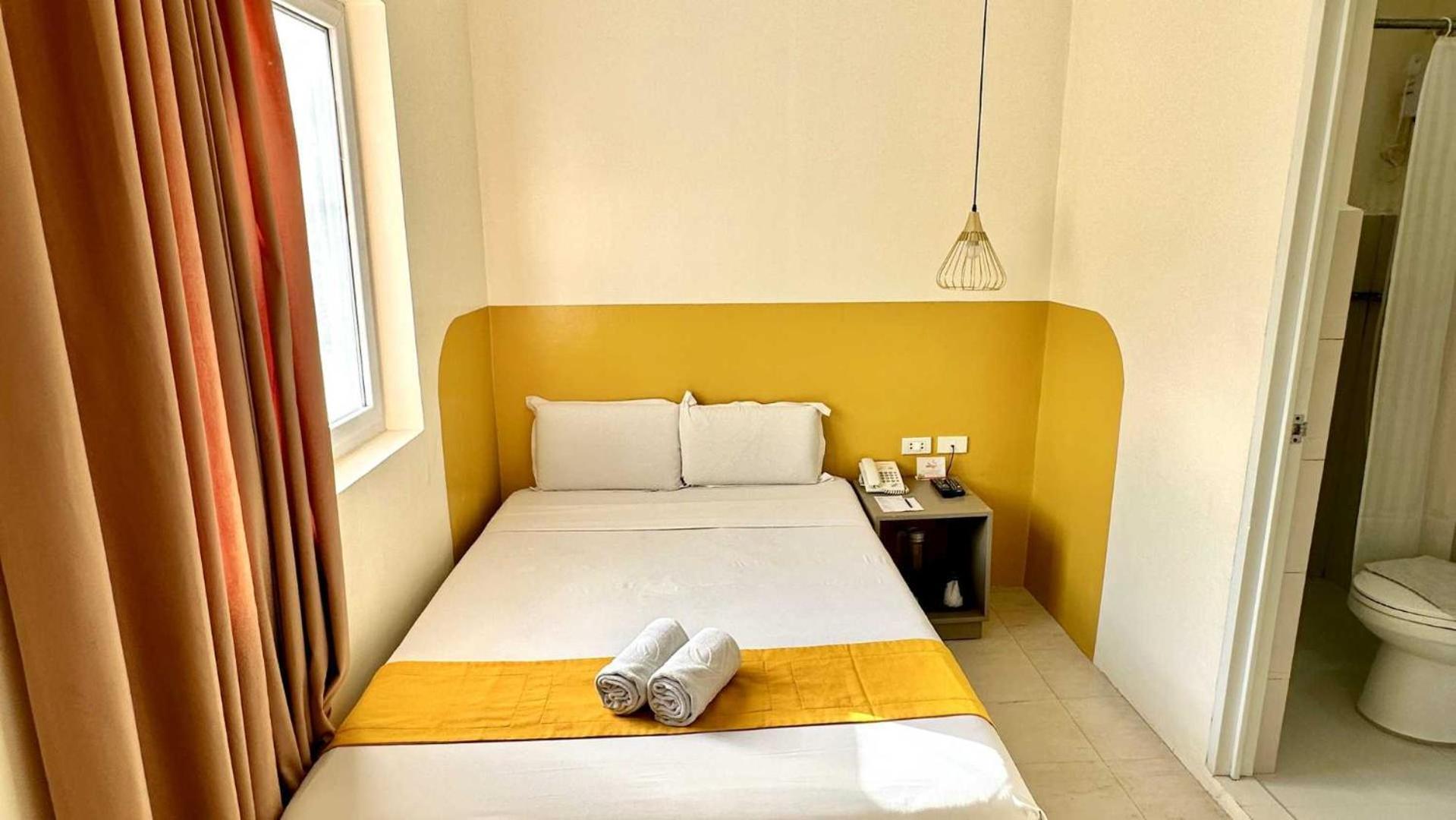 Travelbee Capitol Inn 세부 외부 사진