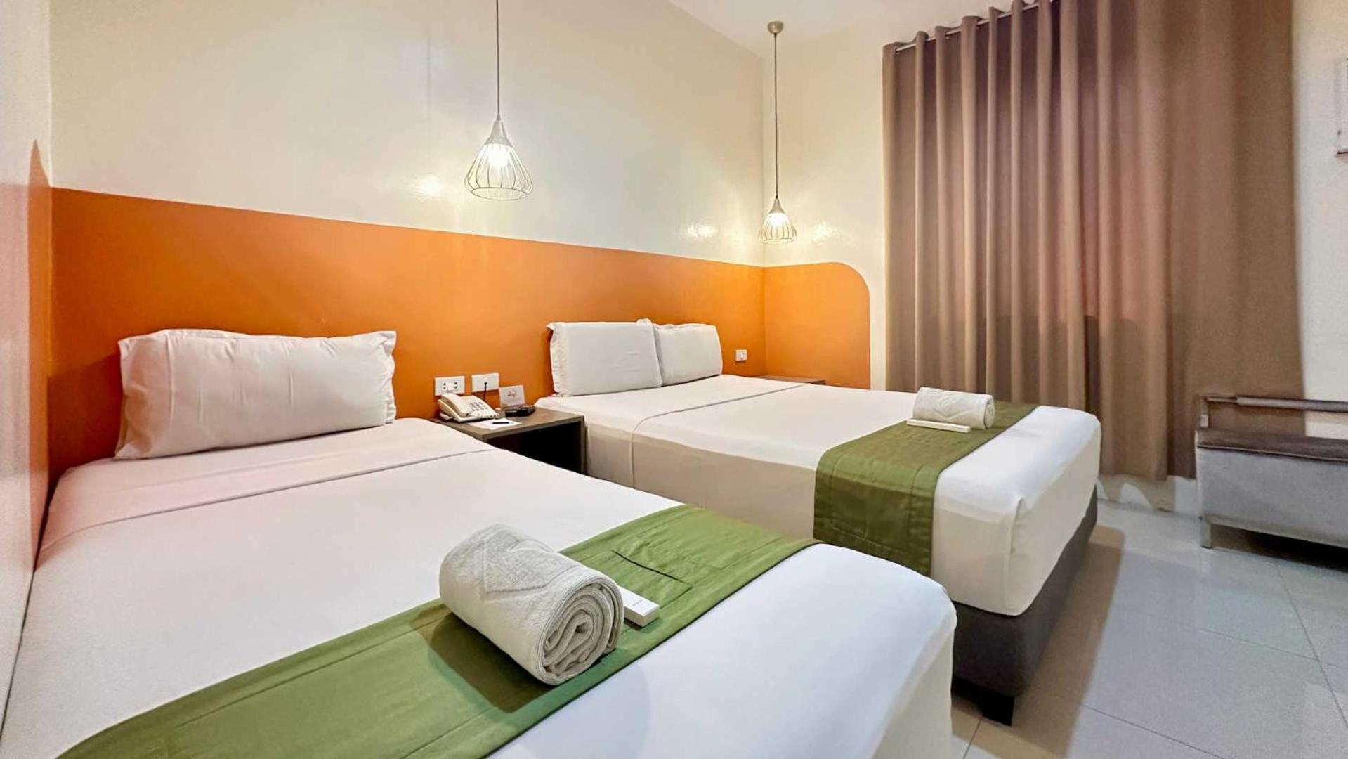 Travelbee Capitol Inn 세부 외부 사진